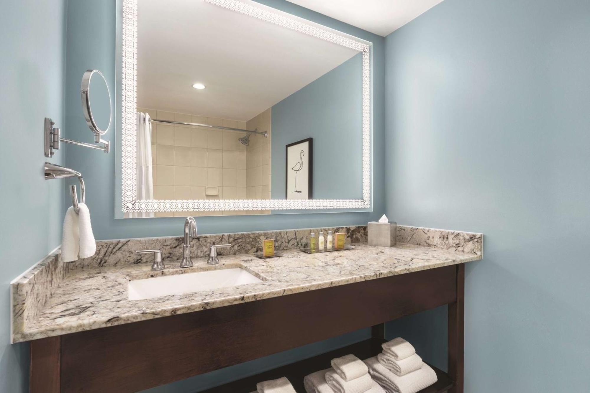 Doubletree By Hilton Tampa Rocky Point Waterfront Hotell Eksteriør bilde