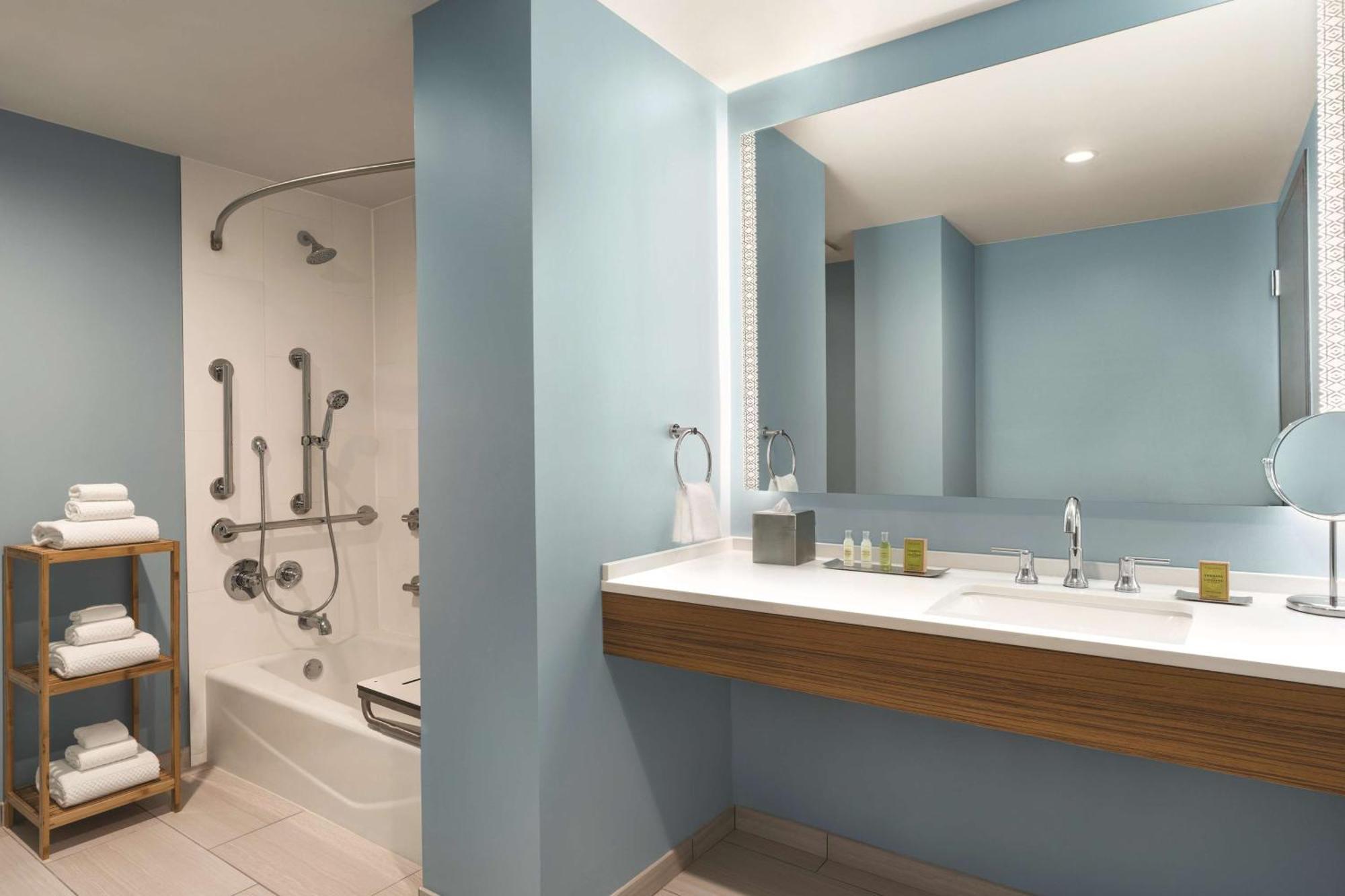 Doubletree By Hilton Tampa Rocky Point Waterfront Hotell Eksteriør bilde