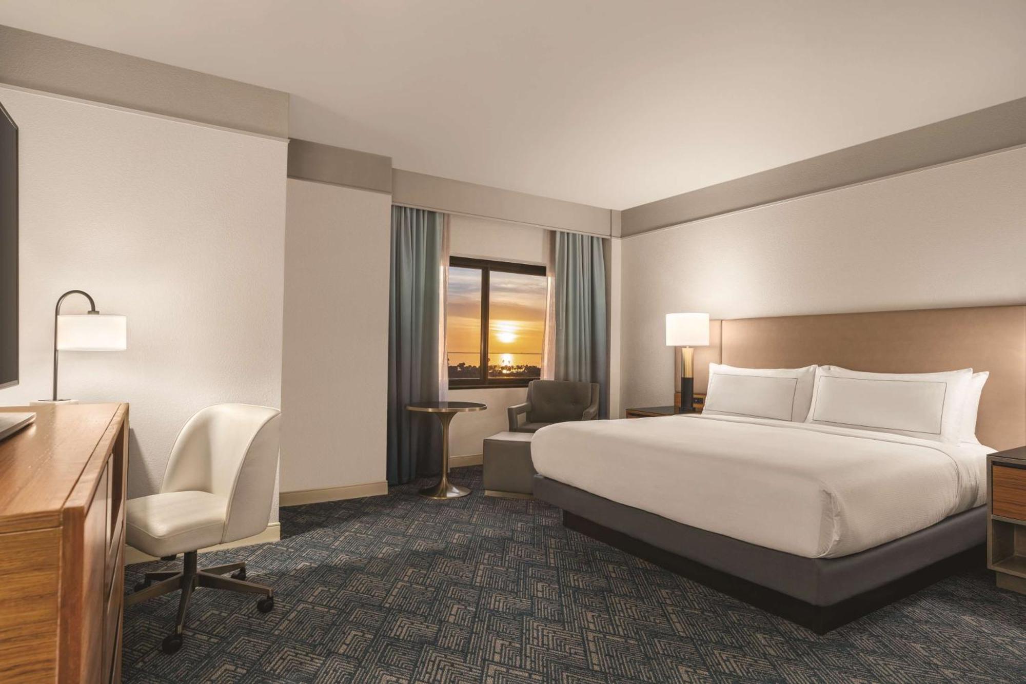 Doubletree By Hilton Tampa Rocky Point Waterfront Hotell Eksteriør bilde